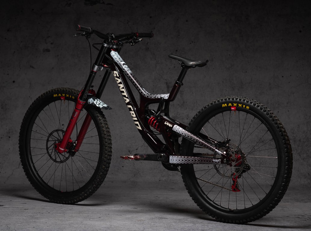 Ochranný polep DYEDbro na rám Anthony Napo MTB Signature Series White mat