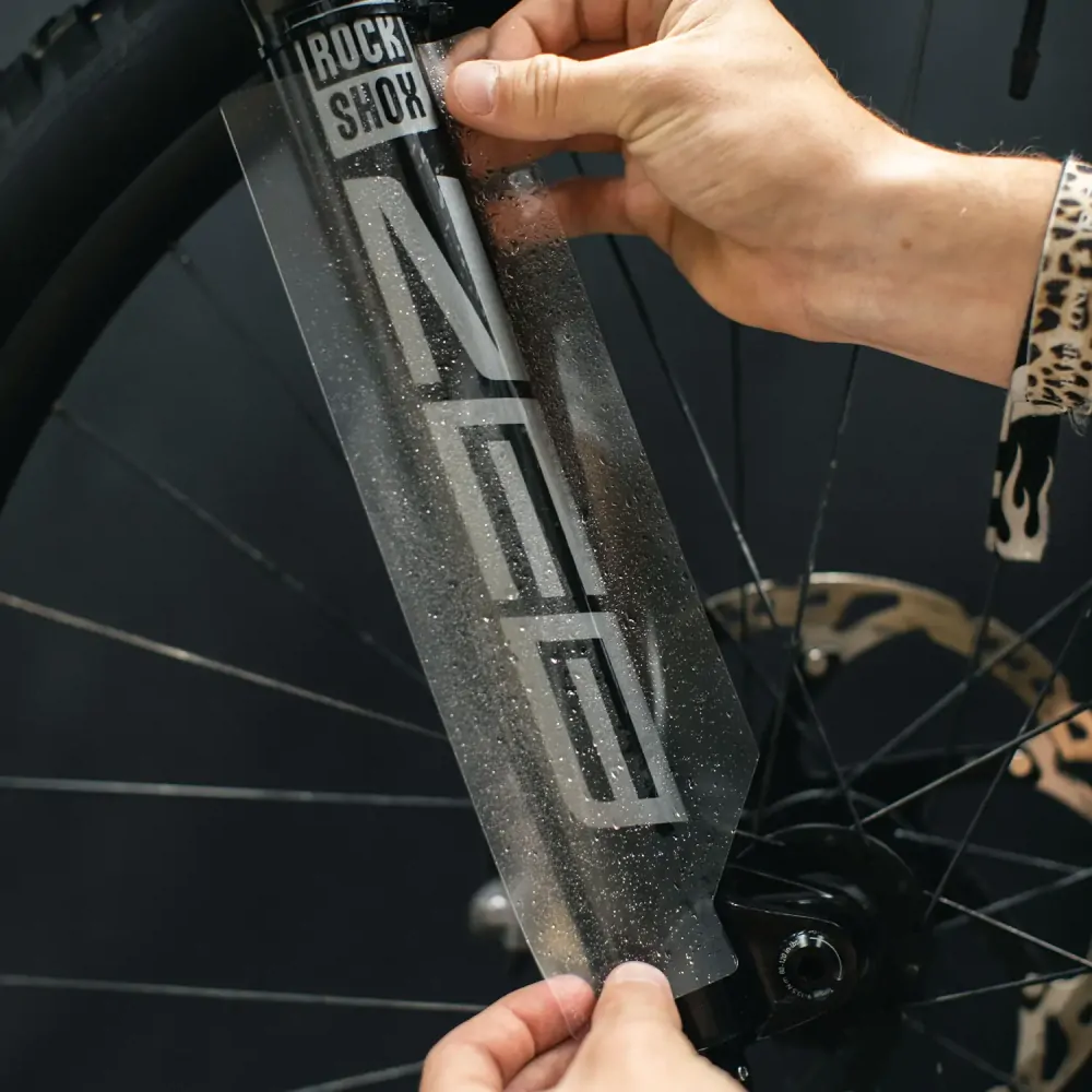 Univerzální ochranná folie na odpružené MTB vidlice Slicy