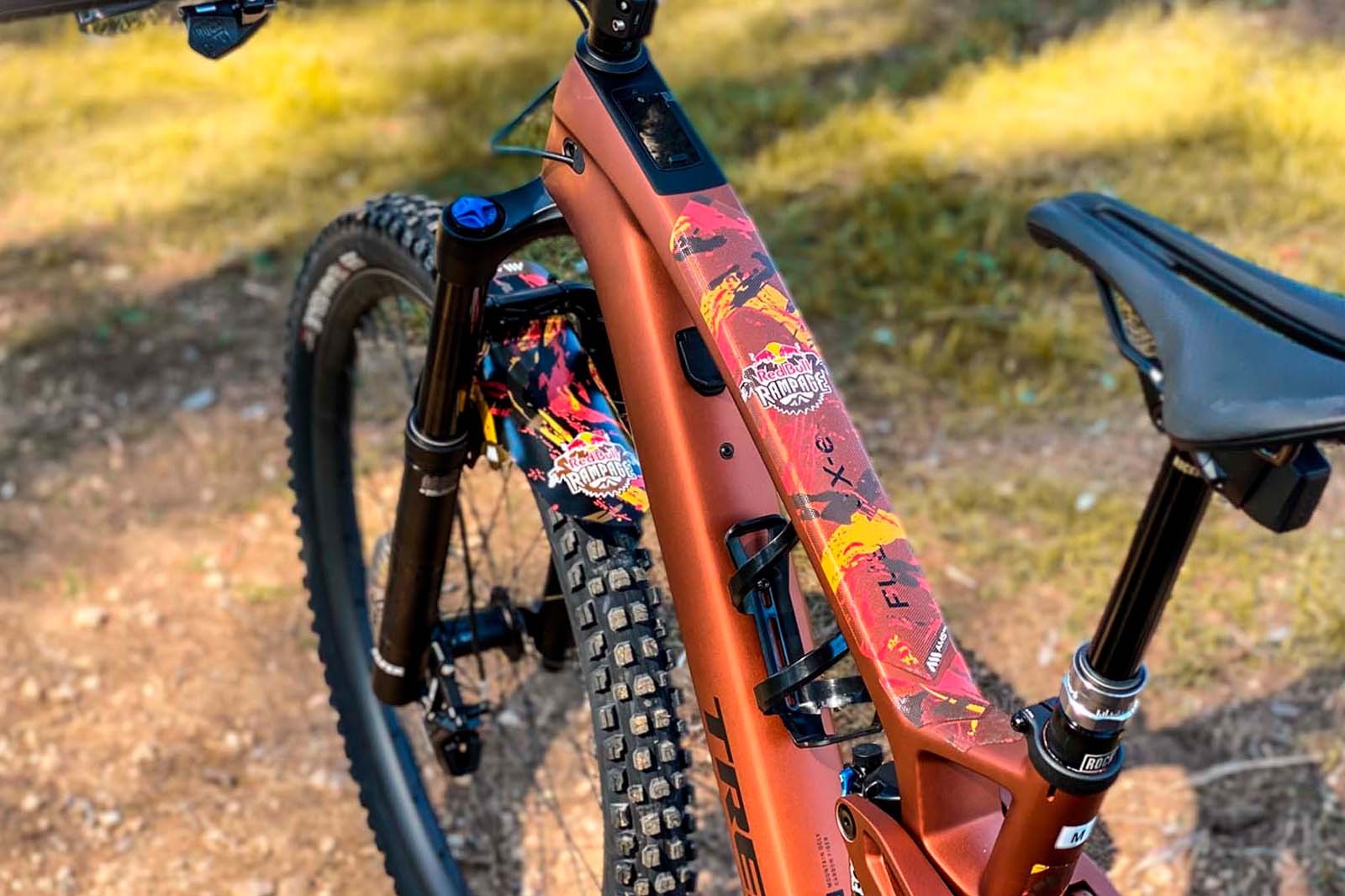 Ochranný polep na rám AMS - EXTRA - RedBull Rampage Red/Yellow