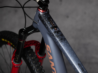 Ochranný polep DYEDbro na rám Anthony Napo MTB Signature Series Black mat